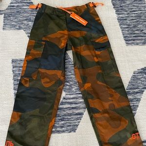 Heron Preston Orange Camouflage Cargo Pants - Sz S